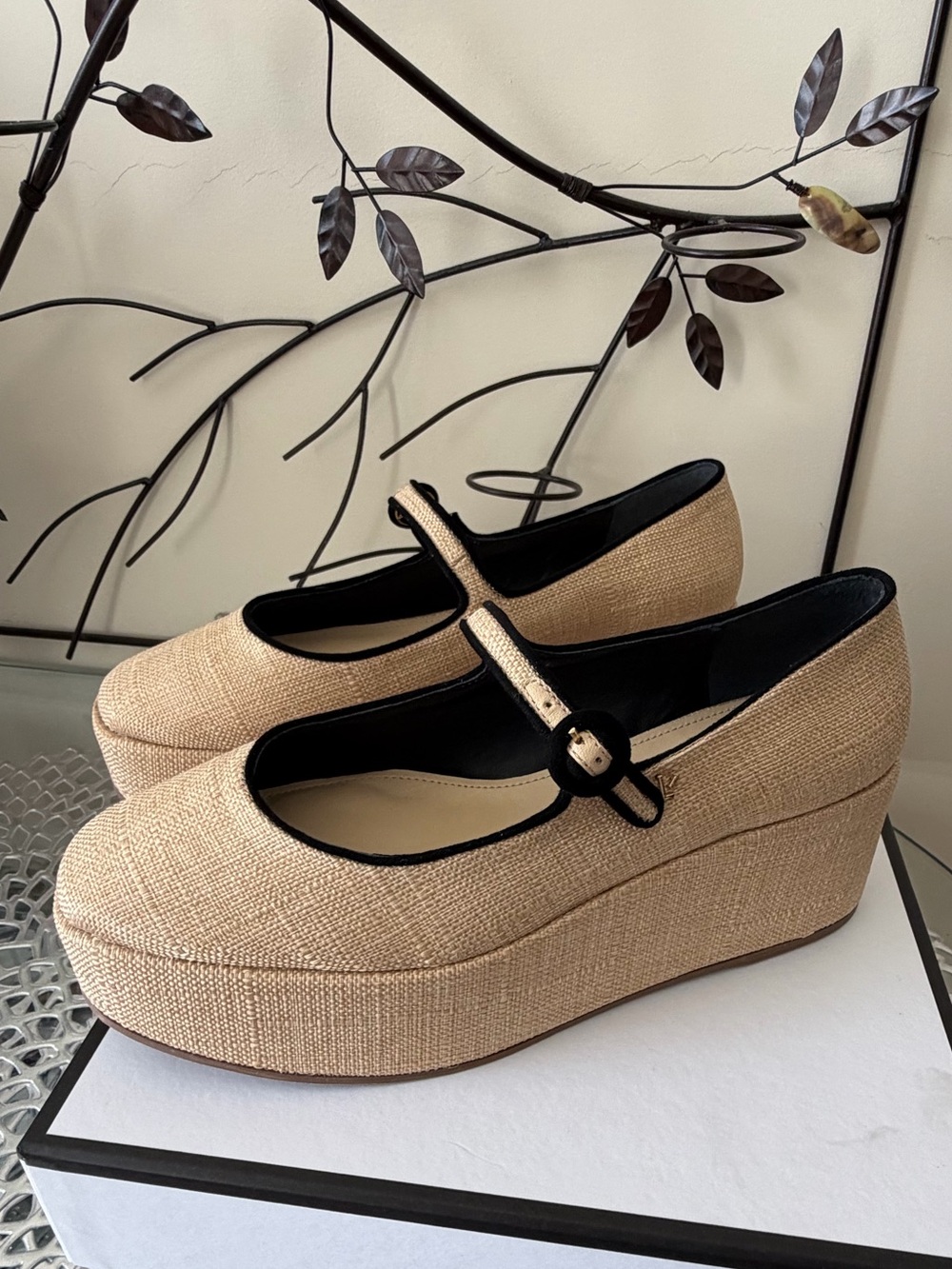 Larroudé Blair Flatforms in Raffia w Leather Trim Size 8.5 NIB - Picture 14 of 16